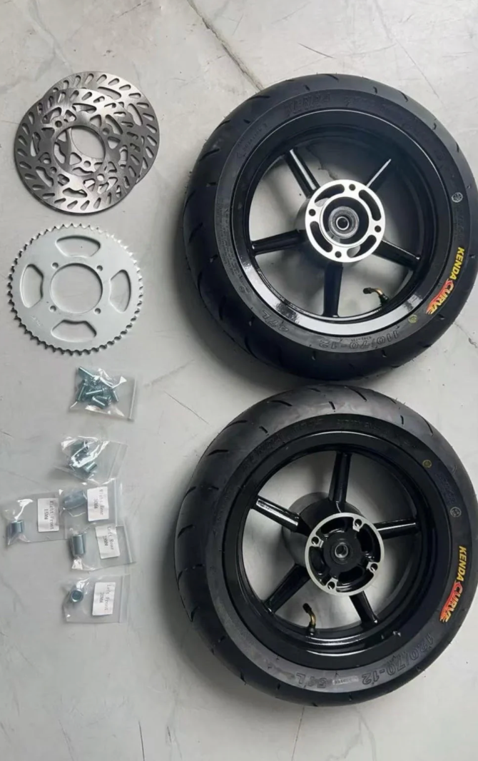 Supermoto 10/12 Wheel Set